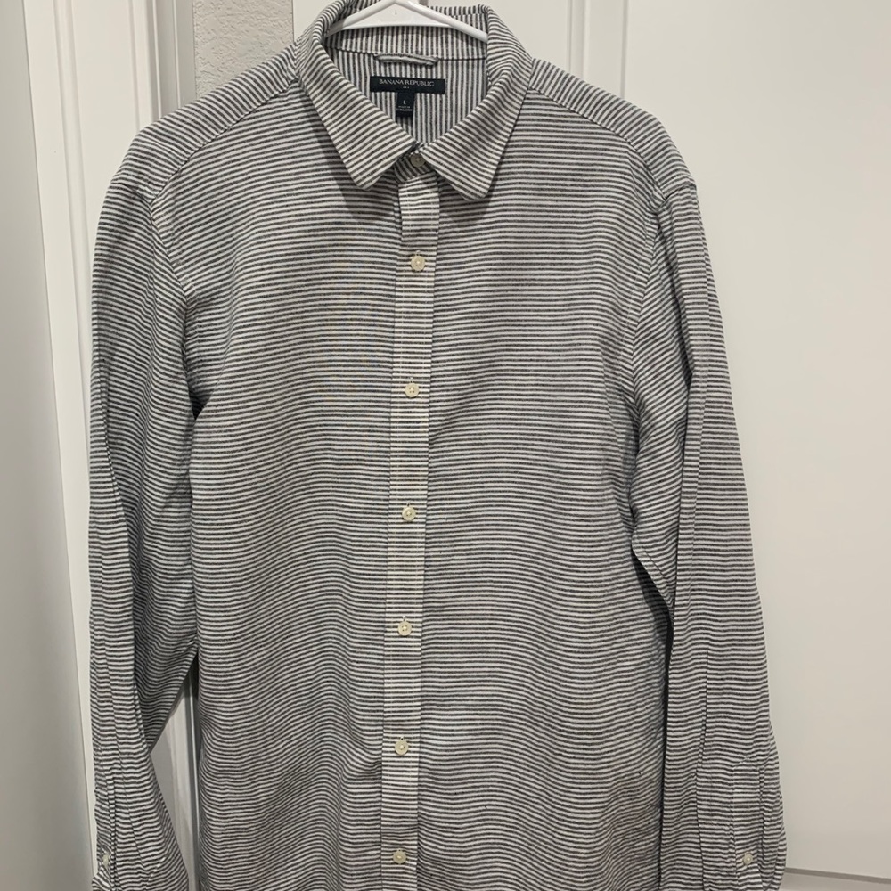 Banana Republic Men’s Large Button Down